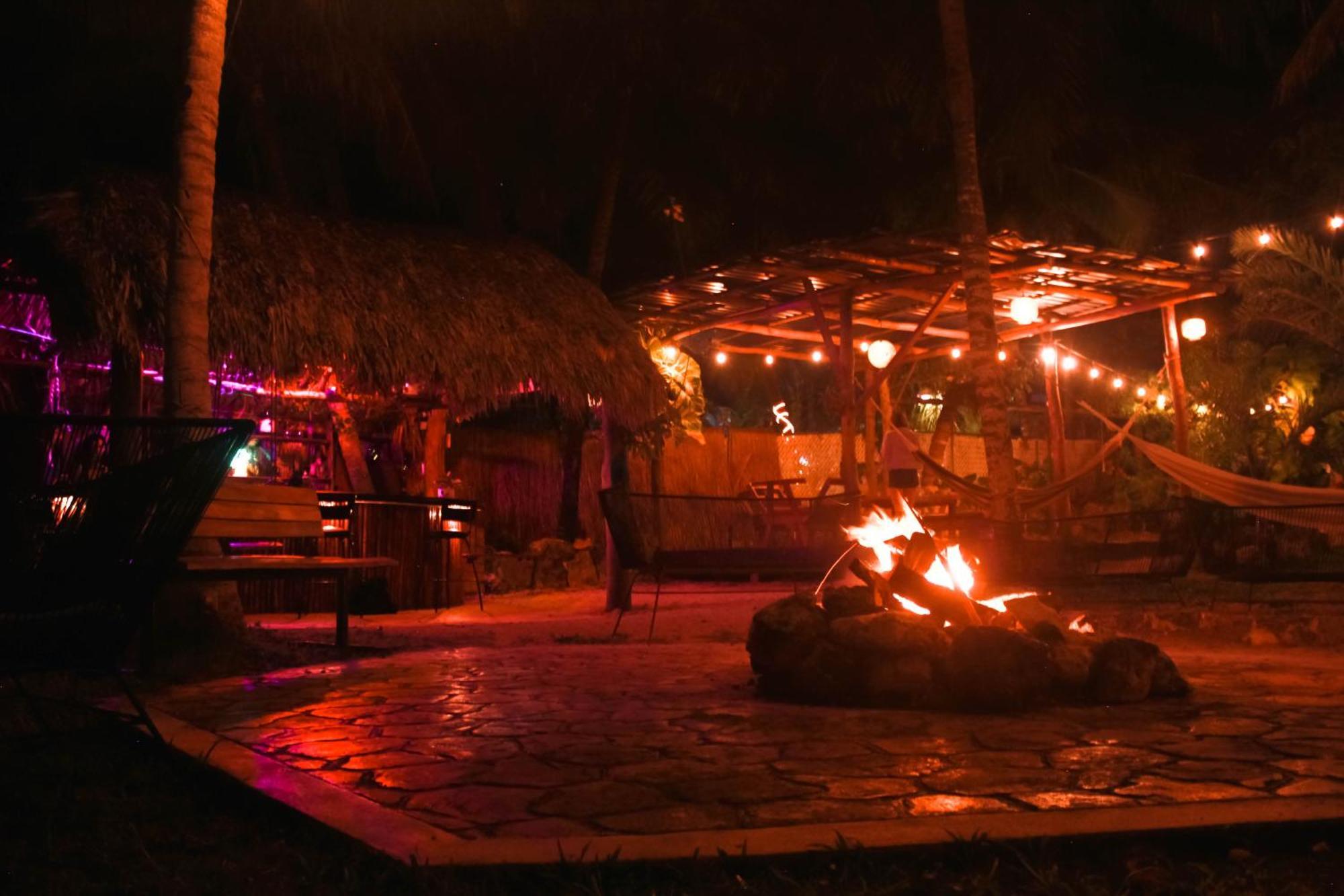 Tortuga Bacalar Bed & Breakfast Exterior photo